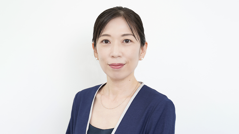 桂 由里子