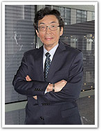 三村 孝雄氏