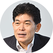 柳川氏