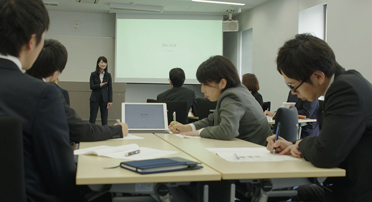 無料体験セミナーにお越しください