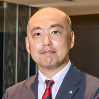 田中 雄作　氏