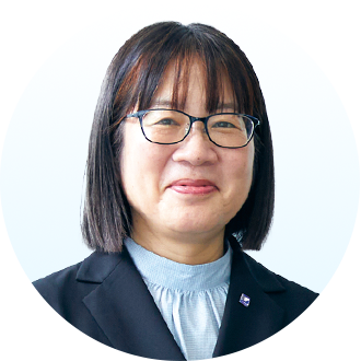 毛利 亜紀子 氏