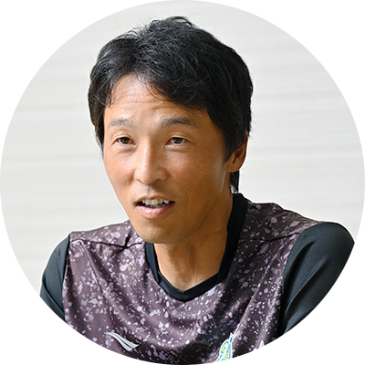 山口 智　氏