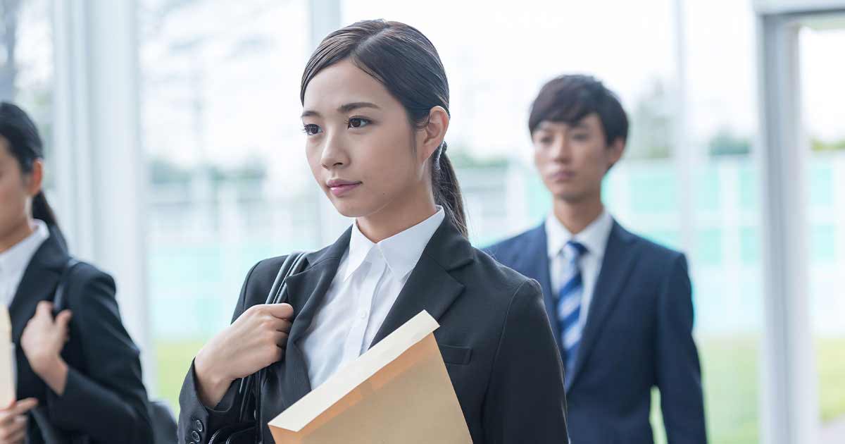 ビジネスハンドブックで学ぶ入社準備